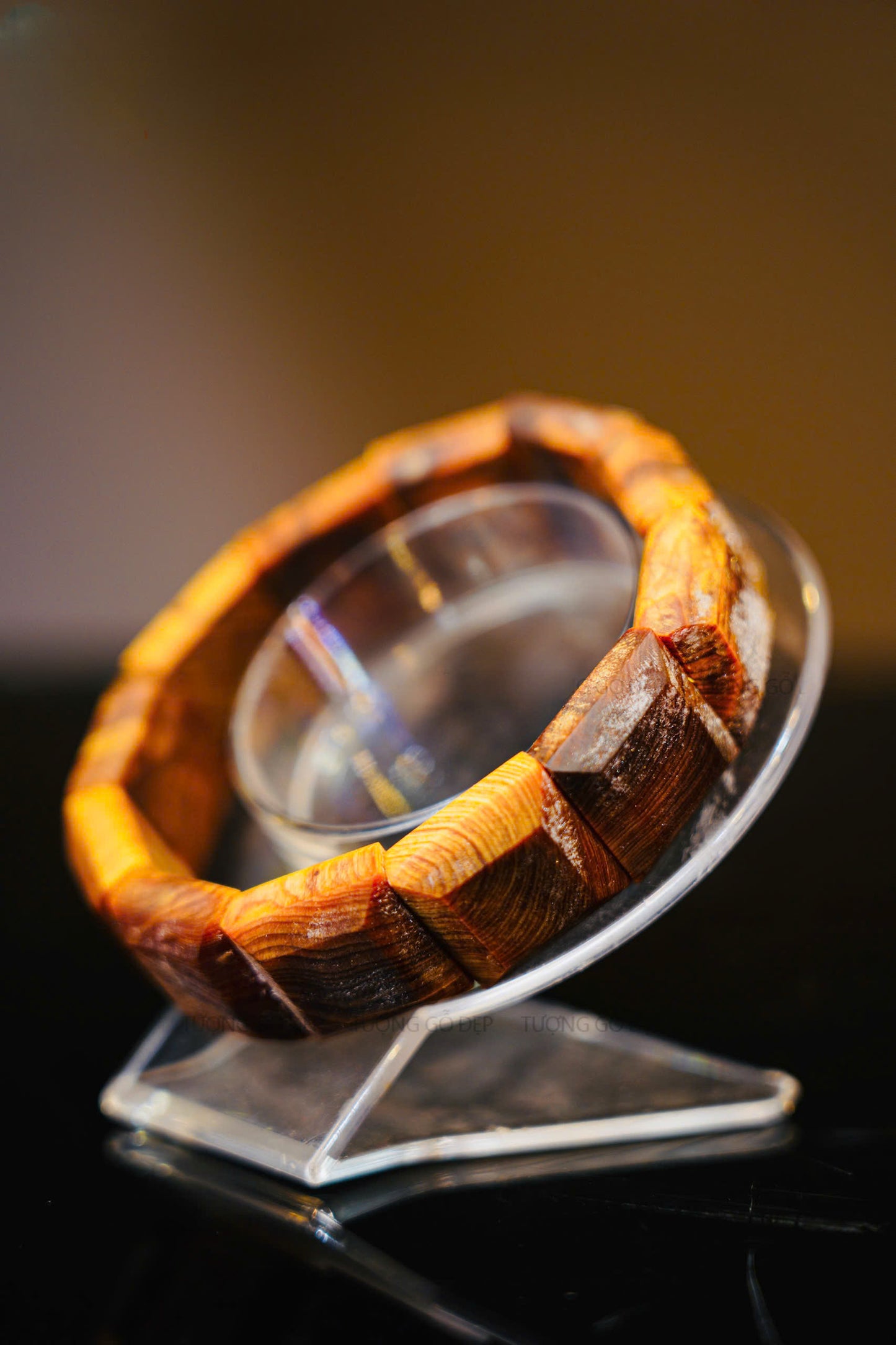 Resin Frame | 15mm Flat Cupressus Bracelet