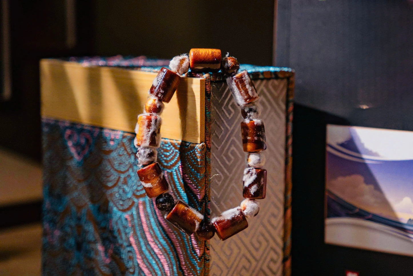 Honeyline | 10mm Bamboo Cupressus Bracelet