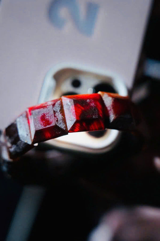 Lucent Block | 18mm Honey-Red Wood Beads